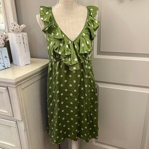 Loft Size 8 100% Silk Green Polka Dot Ruffle Dress
